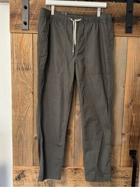 Vuori Men's Olive Drawstring Casual Pants